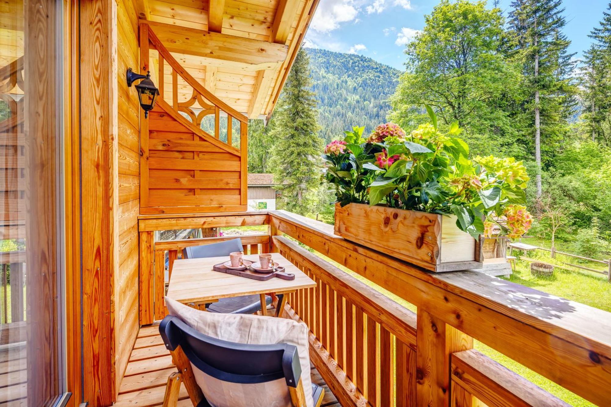 Landhaus Trinis - Kleine Kaffee Tee Theke Mit Kuehlschrank - Parkplatz Rotta Kültér fotó
