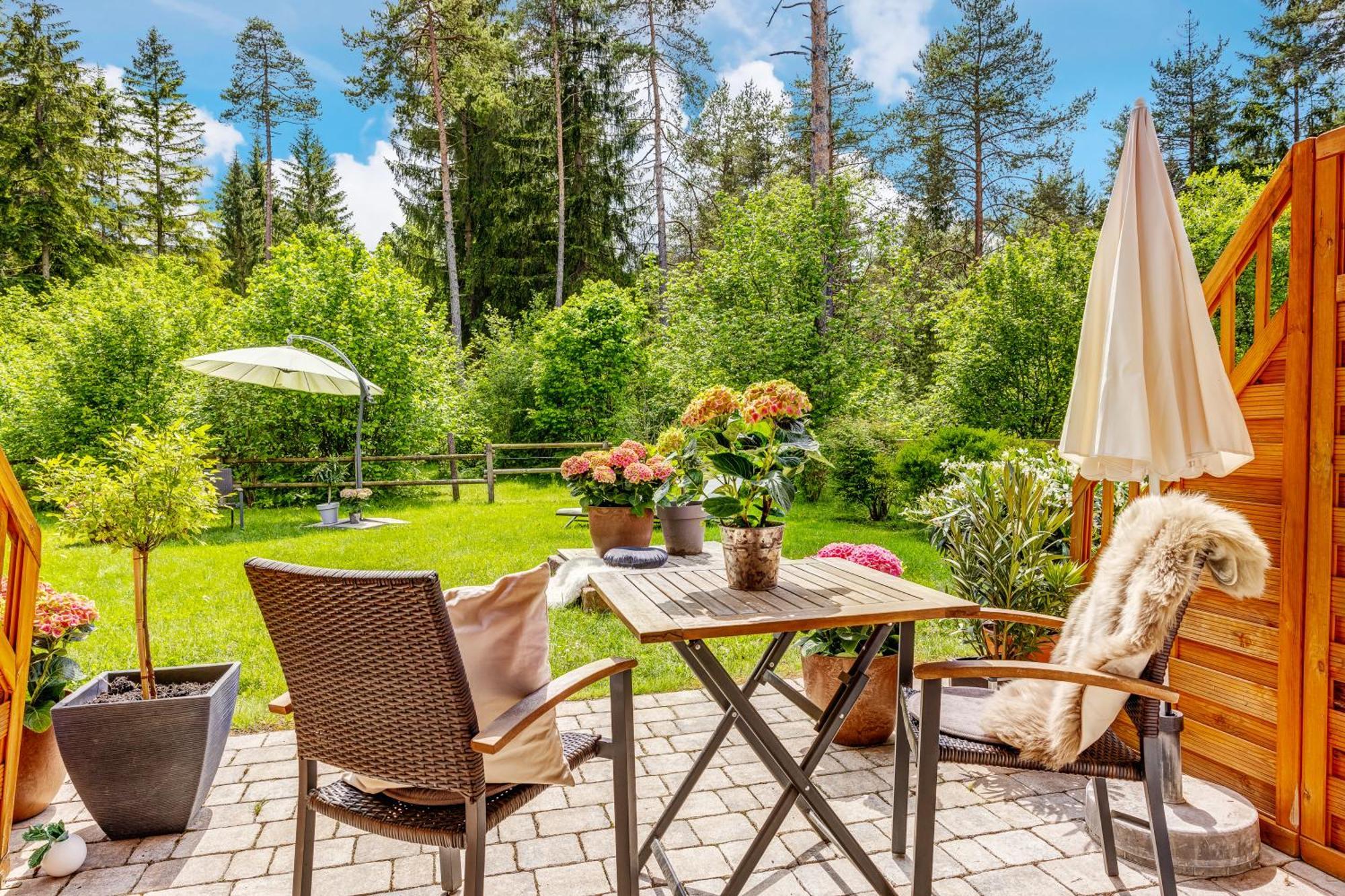 Landhaus Trinis - Kleine Kaffee Tee Theke Mit Kuehlschrank - Parkplatz Rotta Kültér fotó