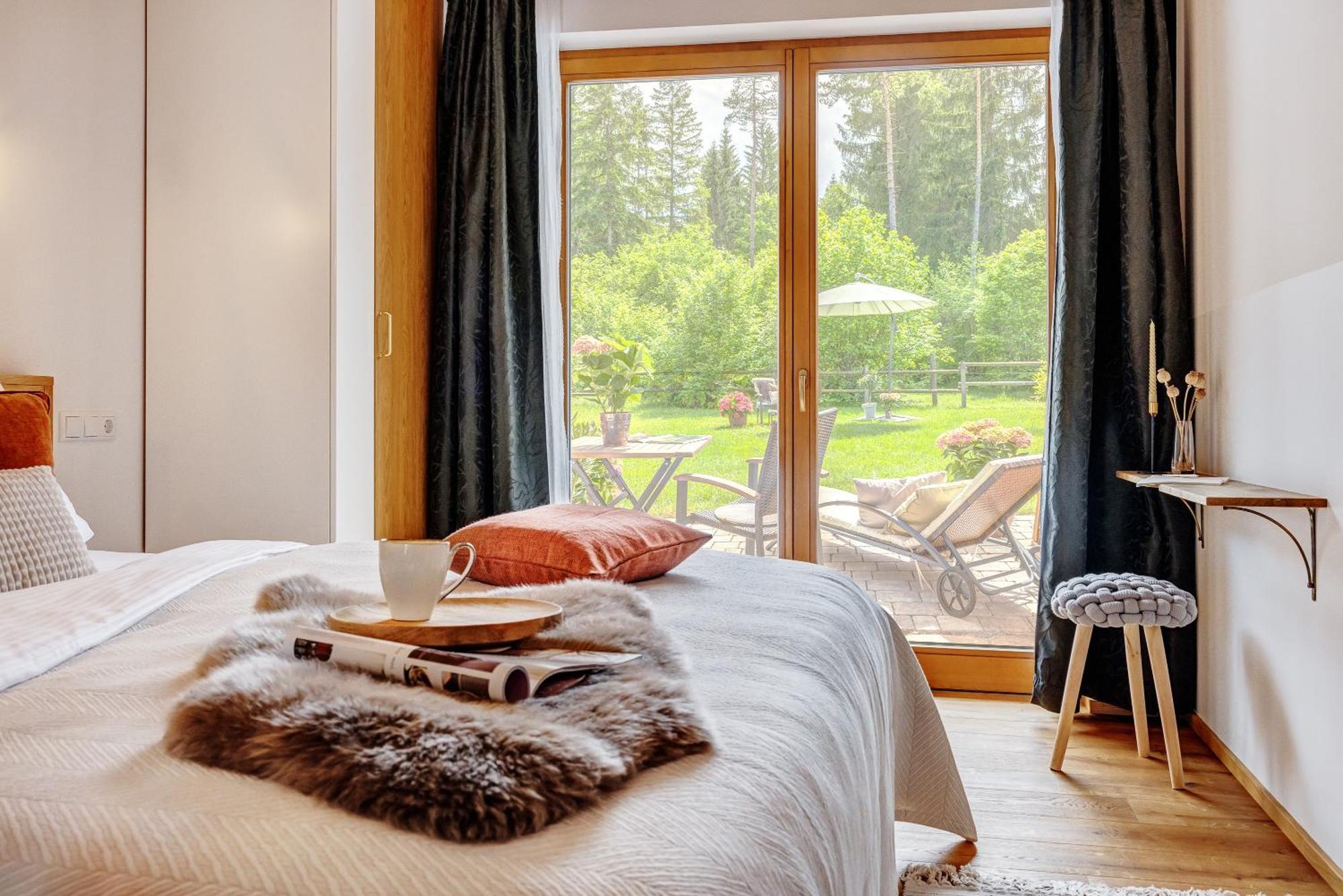 Landhaus Trinis - Kleine Kaffee Tee Theke Mit Kuehlschrank - Parkplatz Rotta Kültér fotó